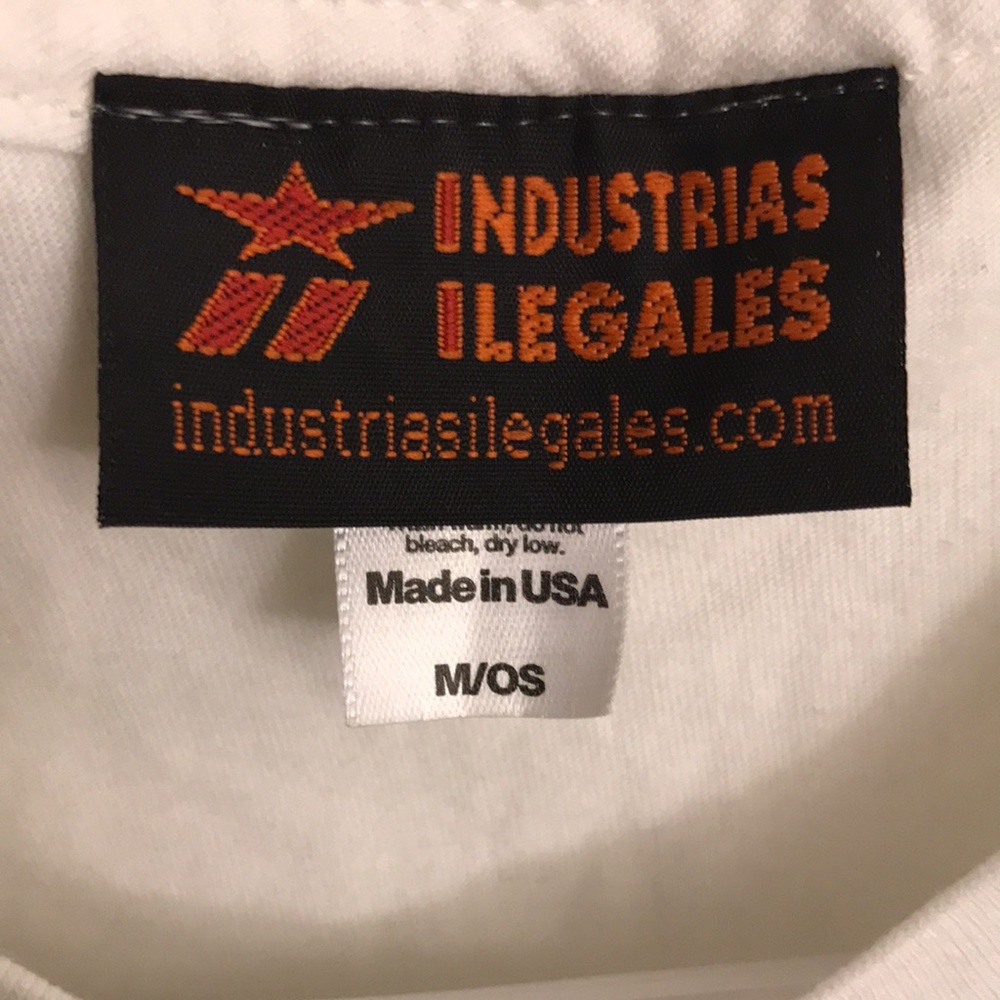Aztlan LA - Picture 3 of 4